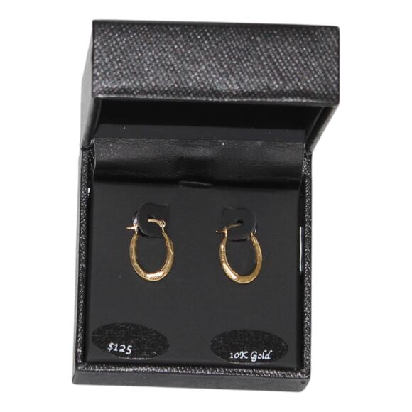 R.H. Macy's & Co. 10k Solid Gold Mini Hoops NWT - Picture 3 of 9